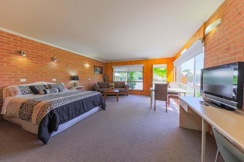 Country Roads Motor Inn Naracoorte - Darwin Holiday 3