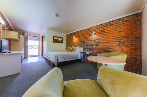 Country Roads Motor Inn Naracoorte - Darwin Holiday 7