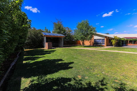 Country Roads Motor Inn Naracoorte - Darwin Holiday 9