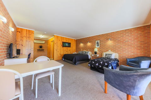 Country Roads Motor Inn Naracoorte - Darwin Holiday 25