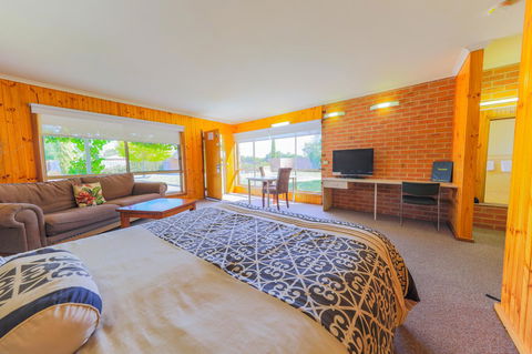 Country Roads Motor Inn Naracoorte - Darwin Holiday 0