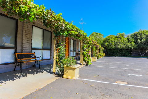 Country Roads Motor Inn Naracoorte - Darwin Holiday 26