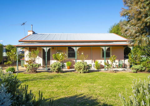 Ruby\'s Cottage - Darwin Holiday 1