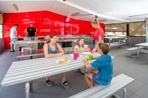 BIG4 Renmark Riverfront Holiday Park - Darwin Holiday 43