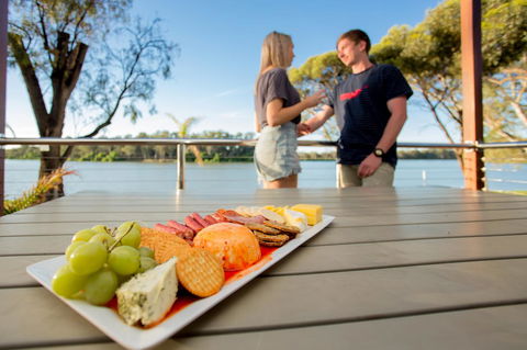 BIG4 Renmark Riverfront Holiday Park - Darwin Holiday 6