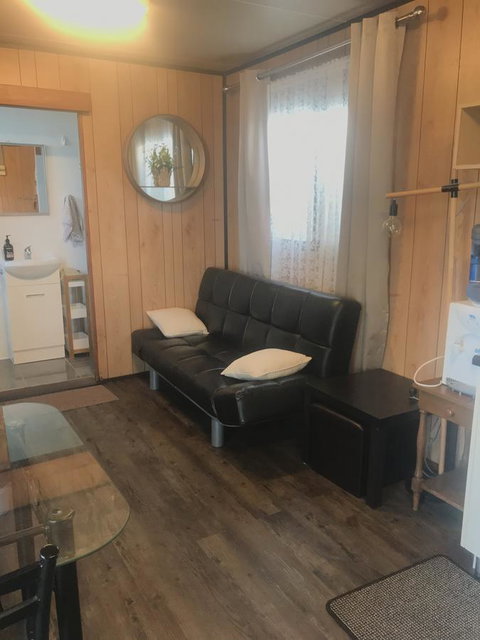 Murray Bridge Riverview Cabin - Darwin Holiday 6