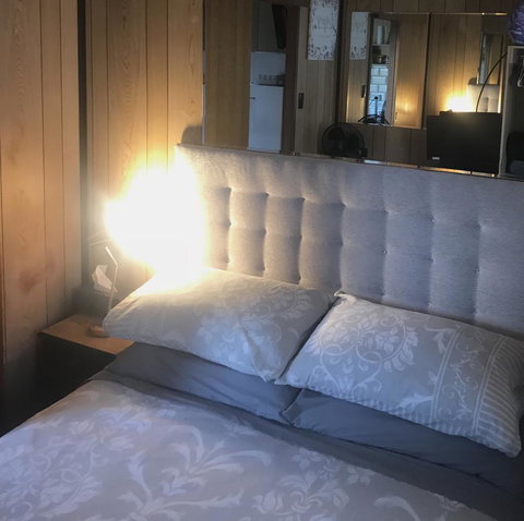 Murray Bridge Riverview Cabin - Darwin Holiday 2