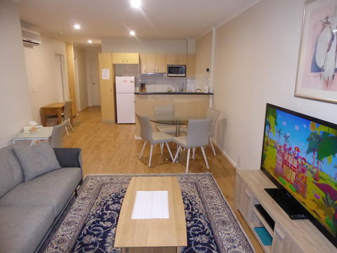 ADELAIDE CENTRAL APARTMENT - 3BR, 2BATH & CARPARK - Darwin Holiday 4