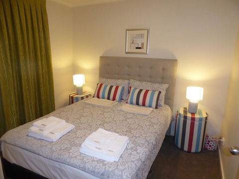 ADELAIDE CENTRAL APARTMENT - 3BR, 2BATH & CARPARK - Darwin Holiday 15