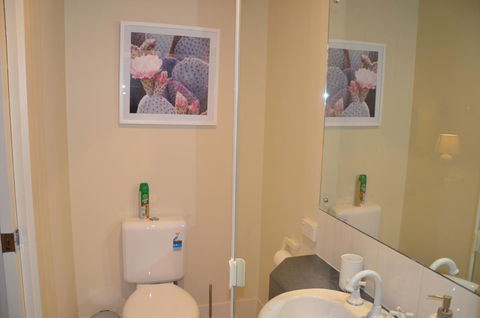 ADELAIDE CENTRAL APARTMENT - 3BR, 2BATH & CARPARK - Darwin Holiday 13