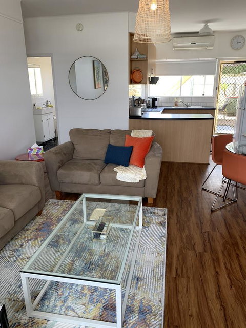 Sunshine Three - Darwin Holiday 7