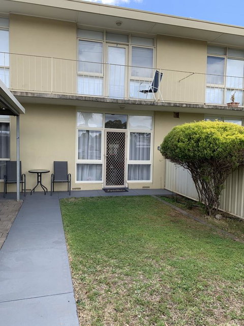 Sunshine Three - Darwin Holiday 40