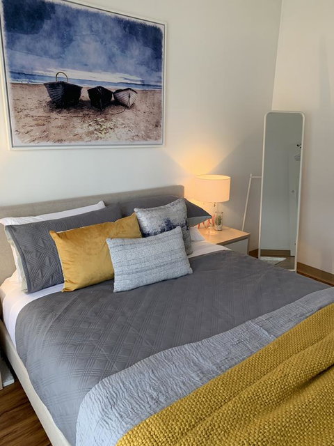 Sunshine Three - Darwin Holiday 25