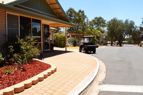 Discovery Parks - Port Augusta - Darwin Holiday 23