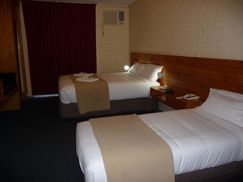 The Wine Vine Hotel - Darwin Holiday 3
