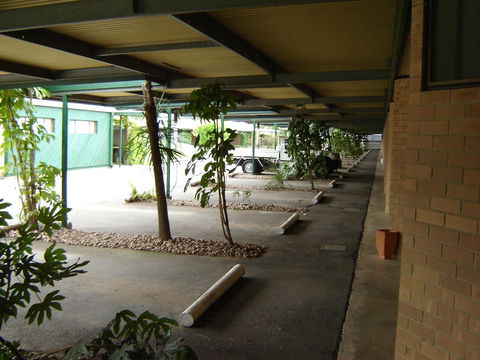 The Wine Vine Hotel - Darwin Holiday 16
