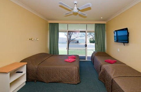 Barmera Lake Resort Motel - Darwin Holiday 13