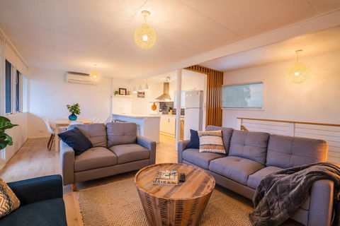 Aldinga Beach Break - C21 SouthCoast Holidays - Darwin Holiday 0