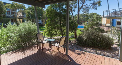 South Shores Villa 52 - Darwin Holiday 13