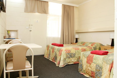Renmark Motor Inn - Darwin Holiday 18