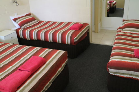 Renmark Motor Inn - Darwin Holiday 23