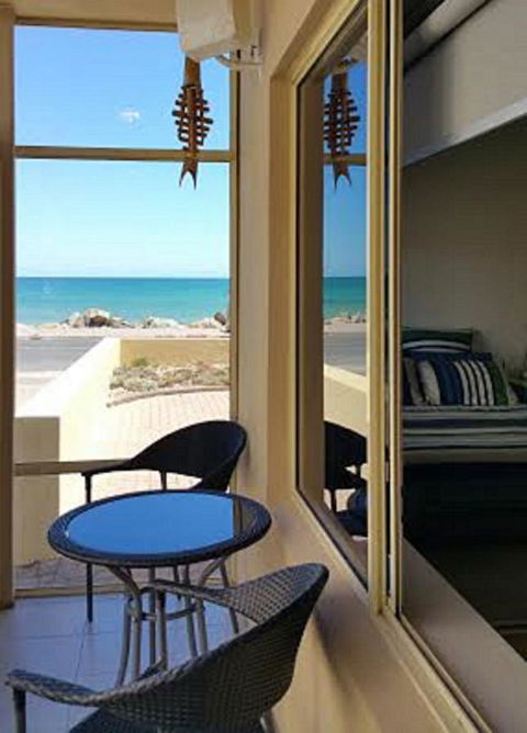 Acaill Accommodation Esplanade Living Self Check-In Self Check-Out - Darwin Holiday 38
