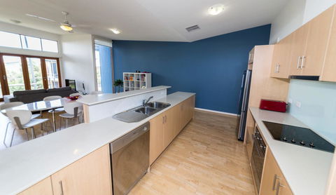 South Shores Villa 50 - Darwin Holiday 19