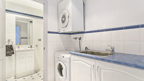 Salt Waterfront Apartment - Darwin Holiday 2