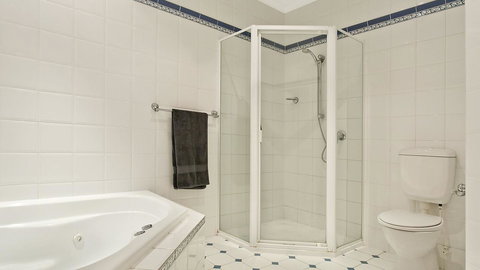 Salt Waterfront Apartment - Darwin Holiday 7