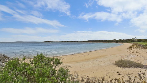Salt Waterfront Apartment - Darwin Holiday 13
