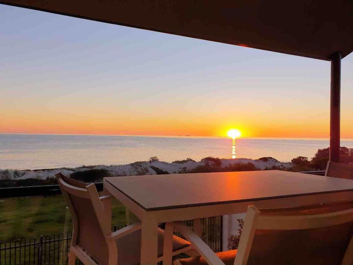 West Lakes Shore SA Darwin Holiday