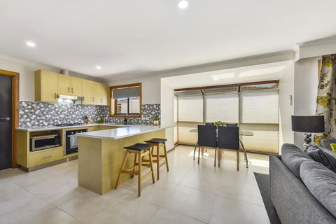City Four Apartment - Darwin Holiday 0