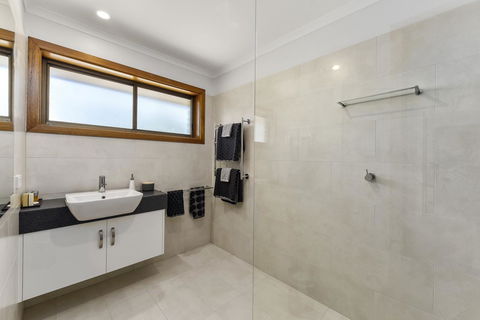 City Four Apartment - Darwin Holiday 4