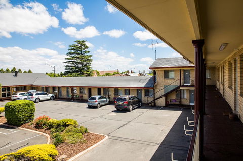 Lilac City Motor Inn & Steakhouse - Darwin Holiday 23
