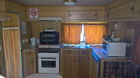 Second Valley Caravan Park - Darwin Holiday 11