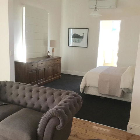Railway Cottage In Beachport - Darwin Holiday 19