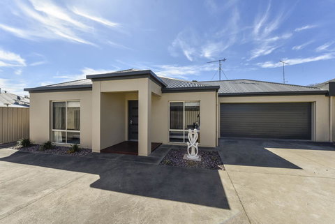 City Fringe Apartment - Darwin Holiday 10