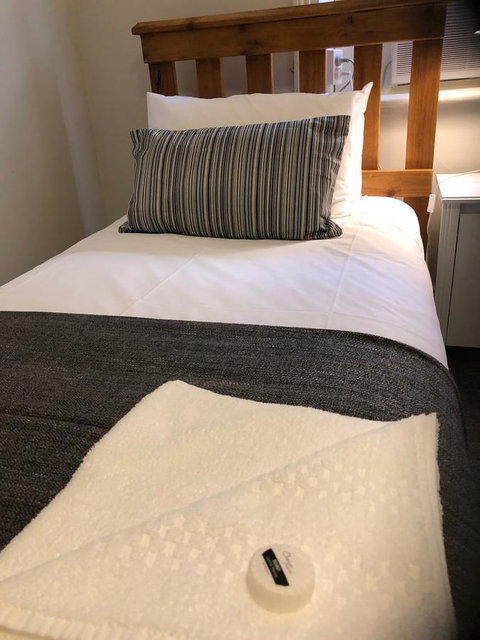 Cornwall Hotel - Darwin Holiday 11