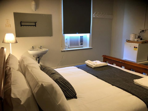 Cornwall Hotel - Darwin Holiday 16