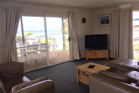 Bayview Beach House Apartment No 1 - Darwin Holiday 10