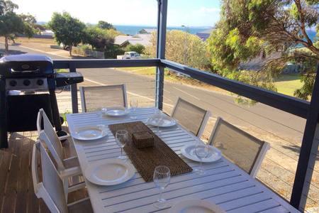 Bayview Beach House Apartment No 1 - Darwin Holiday 5
