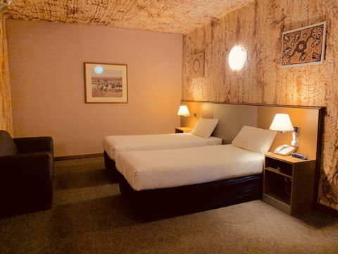 Desert Cave Hotel - Darwin Holiday 7
