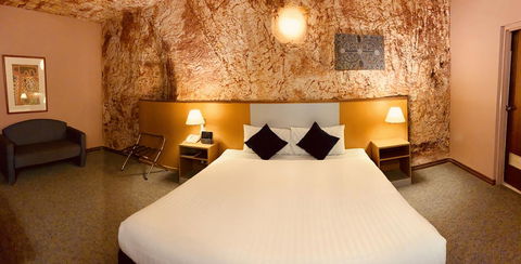 Desert Cave Hotel - Darwin Holiday 2