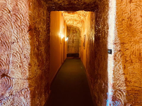 Desert Cave Hotel - Darwin Holiday 27