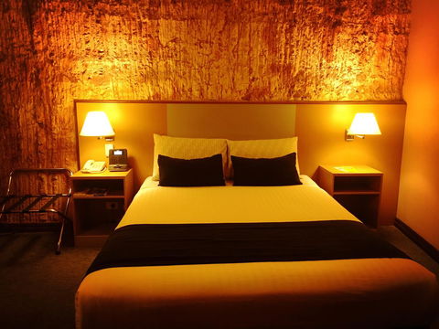 Desert Cave Hotel - Darwin Holiday 38