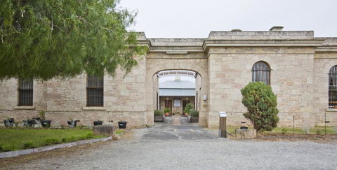 The Old Mount Gambier Gaol - Darwin Holiday 0