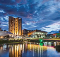 Executive 3 Bedroom Apartment  Internet  Parking - Darwin Holiday