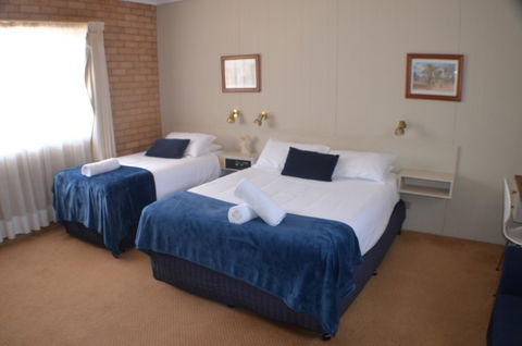 Deer Park Motor Inn Armidale - Darwin Holiday 2