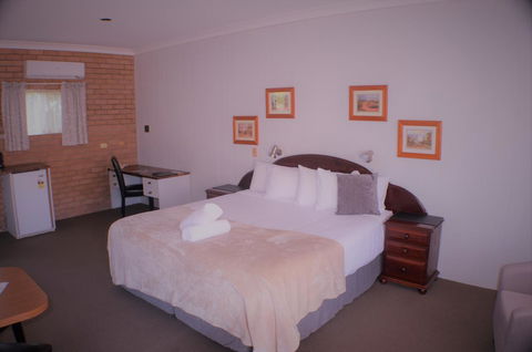 Deer Park Motor Inn Armidale - Darwin Holiday 12