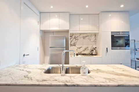 Luxury City Apt With Pool, Gym, Spa, Netflix - Darwin Holiday 18